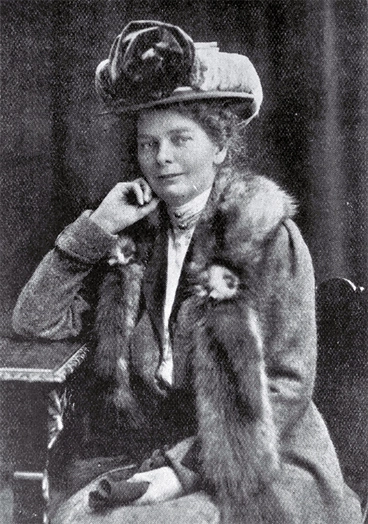 Image: A successful New Zealand artist, Miss M.O. Stoddart