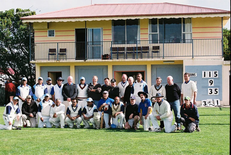 Image: 2008 Cricket Team - 1968 Wahine Survivors