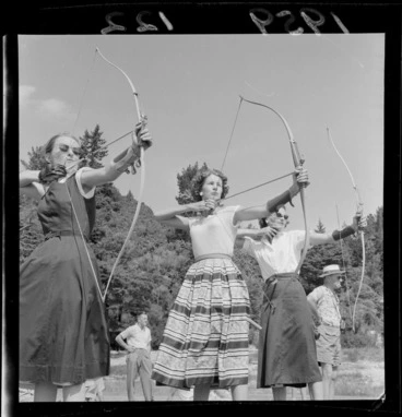 Image: Women archers at Upper Hutt Games