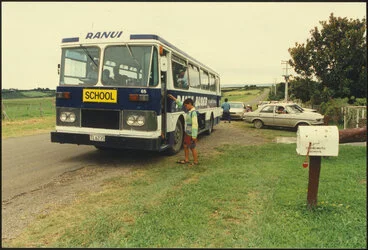 Image: School bus