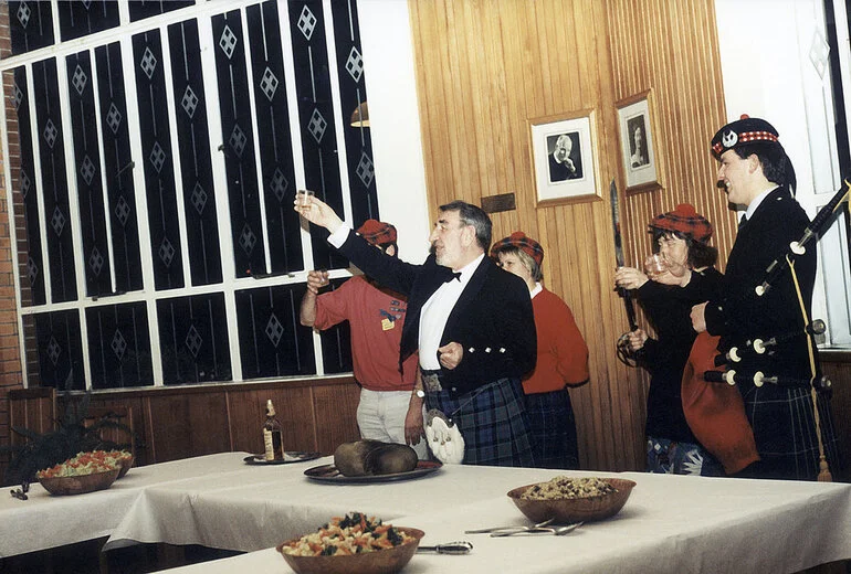 Image: Piping in the haggis