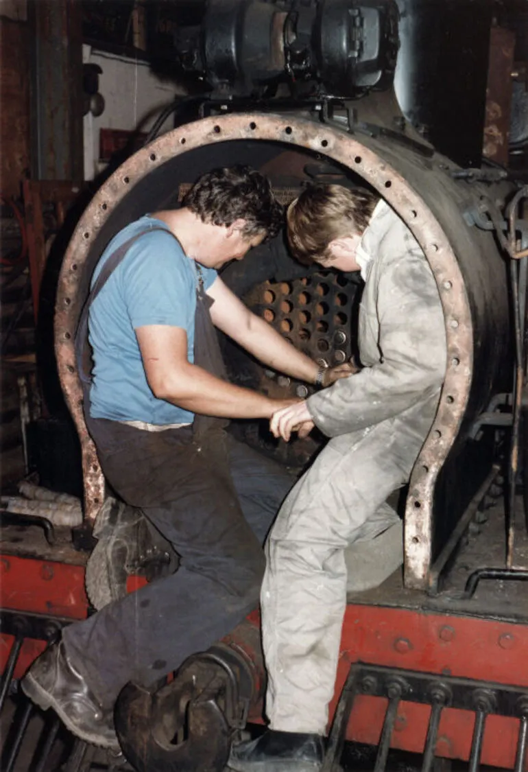 Image: Silver Stream Railway; Bryan Bishop, Howard Phillips retubing L-219, the Society's third-oldest locomotive.