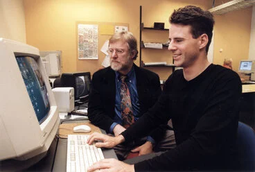 Image: Computers in architecture; student Gregory More demonstrating animation to Kingston Morrison's Hal Smith.