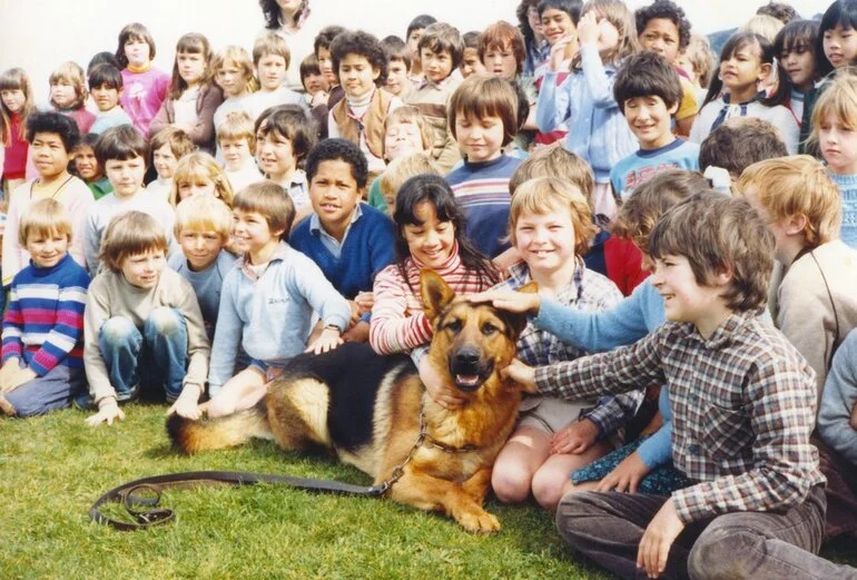 Image: Brown Owl School; Police dog Dillon.