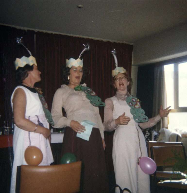 Image: The Blue Ts Mothers Group 035