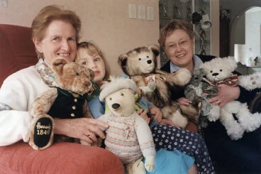 Image: Hazel and Briana O'Brien and Pam Hurly; centenary of first Teddy bear.