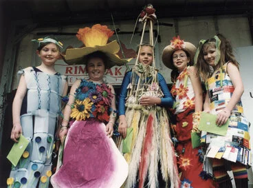Image: Spring Festival 2002; wearable-art winners