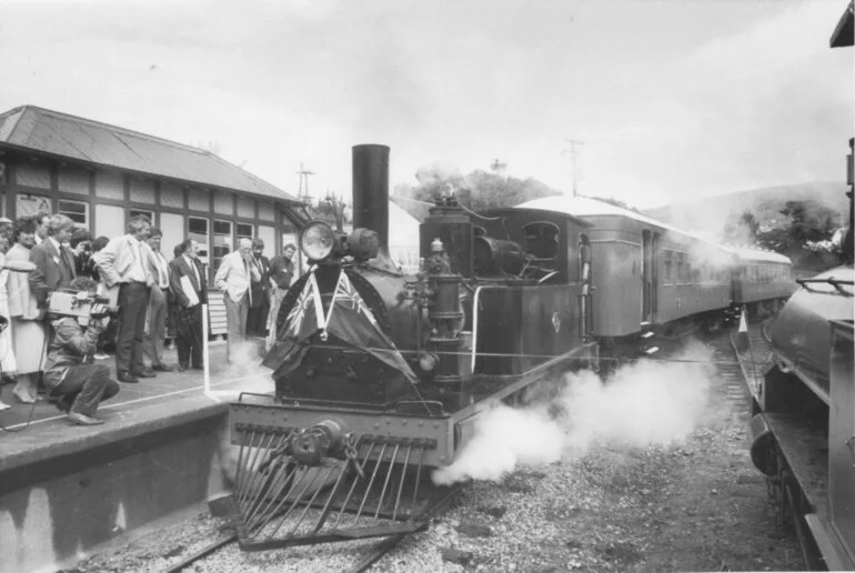 Image: Silver Stream Railway official opening; 1877 L-219 class locomotive.