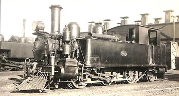 Image: New Zealand Railways locomotive, Fa 0-6-2 class; number 242