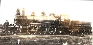 Image: New Zealand Railways locomotive, Na 2-6-2 class; number 459 (Manawatu No 14)