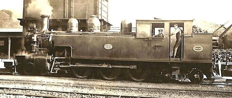 Image: New Zealand Railways locomotive, Ww 4-6-4 T class; number 679