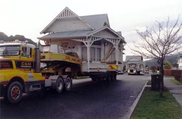 Image: House relocation