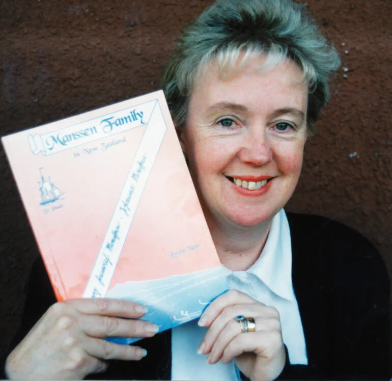 Image: Lynley Yates, genealogist, wins 1994 Kevin McAnulty award.