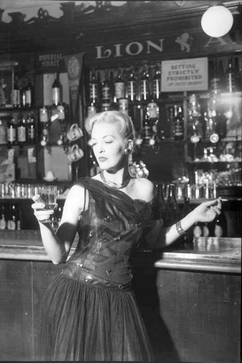 Image: Showing the interior of the Occidental Hotel, Vulcan Lane, Auckland and a female patron
