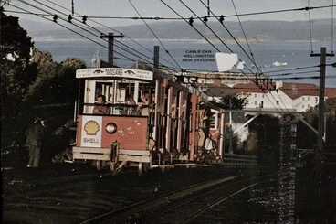Cable Car Wellington New Zealand Image: Cable Car Wellington New Zealand