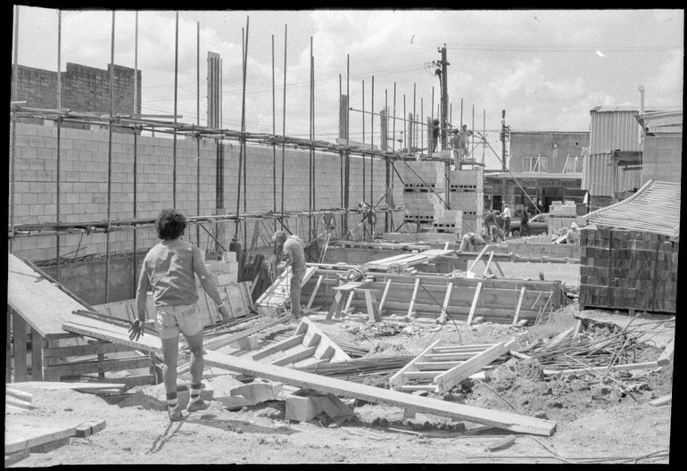 Image: Construction of the Point Chevalier shopping arcade extension