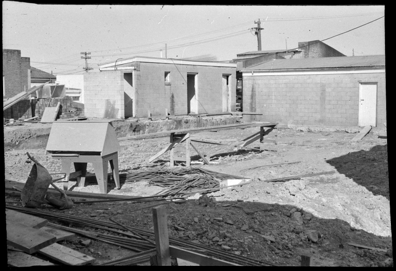 Image: Construction of the Self Help Supermarket and Point Chevalier shopping arcade extension