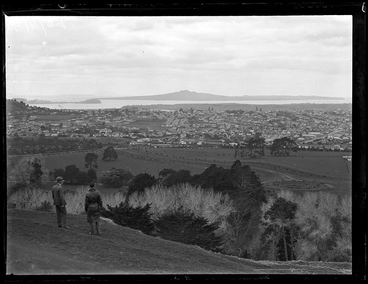 Image: Auckland from One Tree Hill