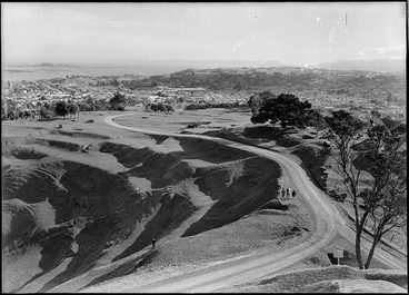 One Tree Hill Image: One Tree Hill