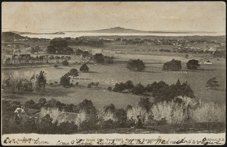 Image: View from One Tree Hill showing Rangitoto