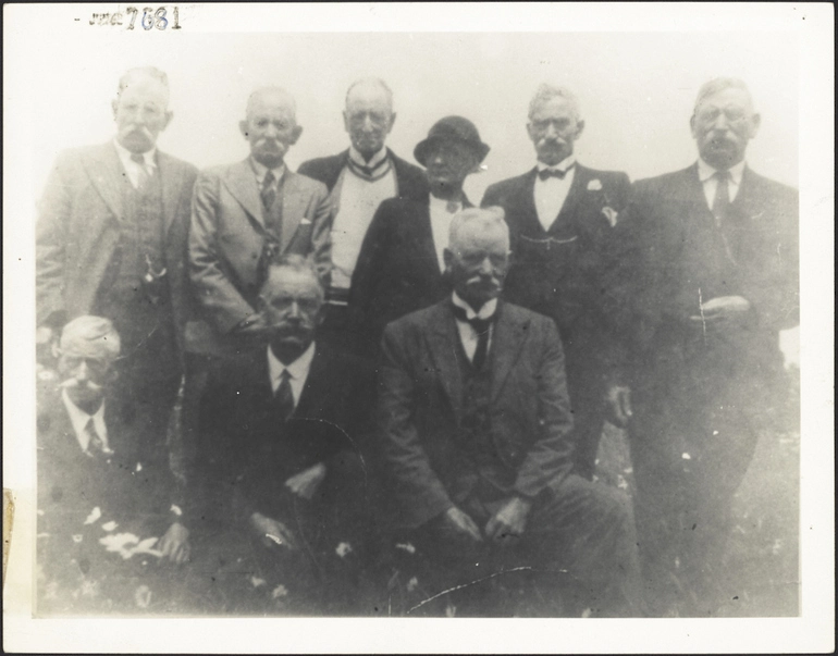 Image: Walker Family of Point Chevalier