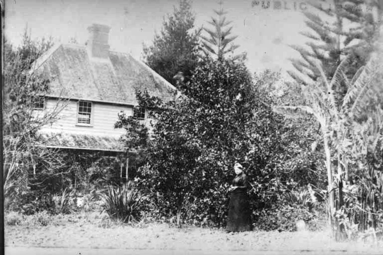 Image: Showing William Innes Taylor's residence 'Glen Innes' which was....