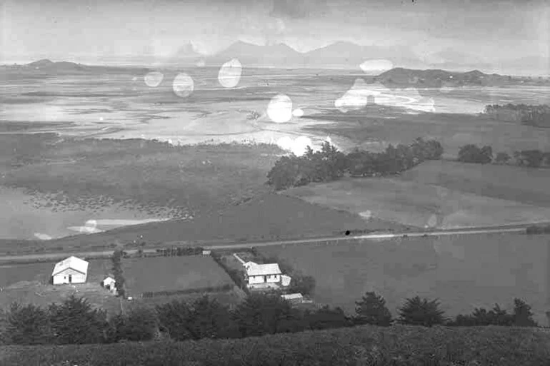 Image: Looking south-south-west from Mangere Mountain across the....