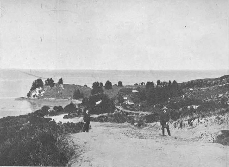 Image: Looking south towards Manukau Harbour from the vicinity of....