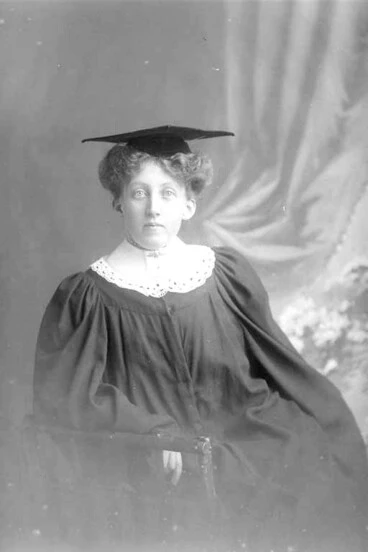 Image: Miss Rose 1909