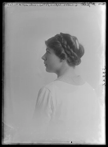 Image: 1/4 length profile portrait of Miss McGilp.