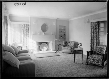 Image: Showing the interior of a living room 1940s