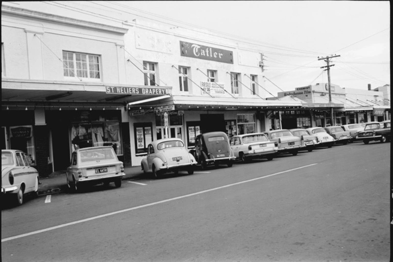 Image: Looking south along St Heliers Bay Road showing St Heliers Drapery, Tatler Theatre, 1966