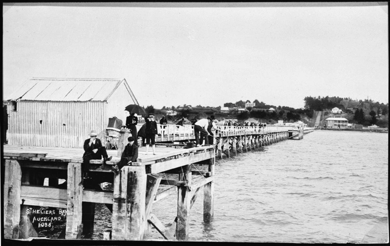 Image: St Heliers Bay wharf, 1908