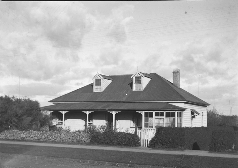 Image: House at 135 Grey Street, Onehunga...1939