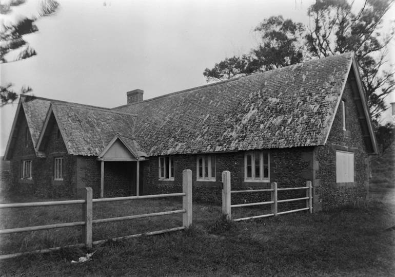 Image: Melanesian Mission house, Mission Bay, 1927