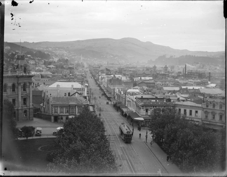 Image: Looking over along George Street, Dunedin...