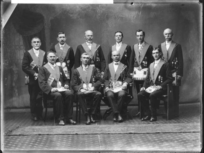 Image: Ten Freemasons...