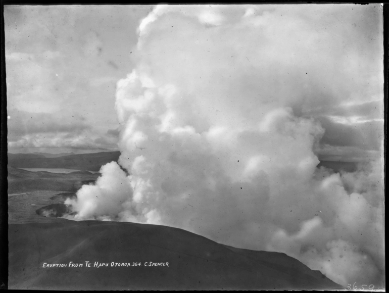 Image: Showing the eruption from Te Hapu O Toroa after the eruption of Mount Tarawera in 1886