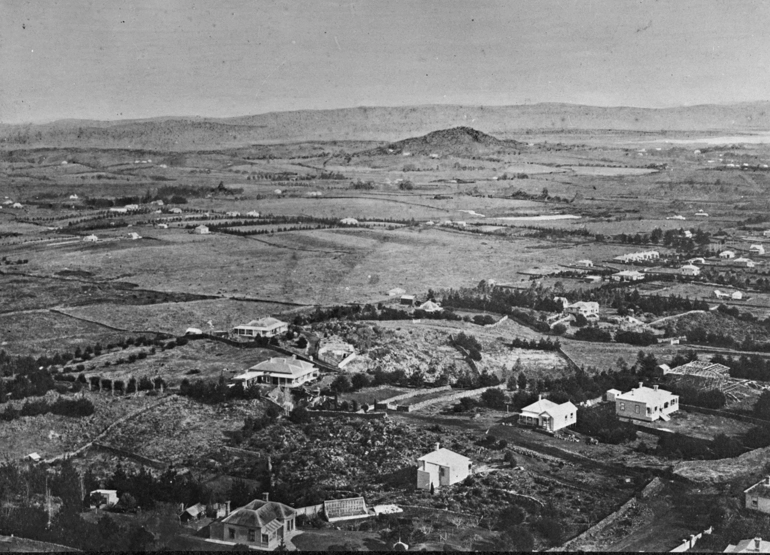 Image: Panoramic view showing Dominion road (middle distance), Mount Albert (right distance)