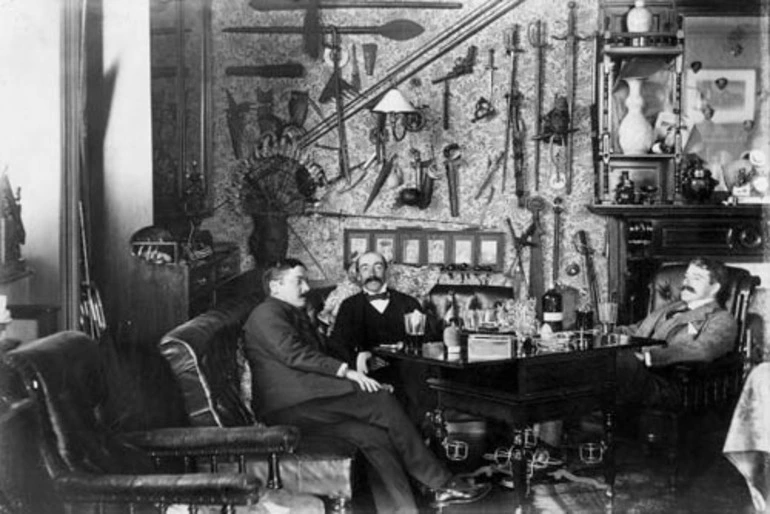 Image: Alexander Horsburgh Turnbull (right), his brother and a friend at the Turnbull family home, 1890s
