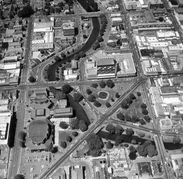 Victoria Square - Central Christchurch (15120/15155) Image: Victoria Square - Central Christchurch (15120/15155)