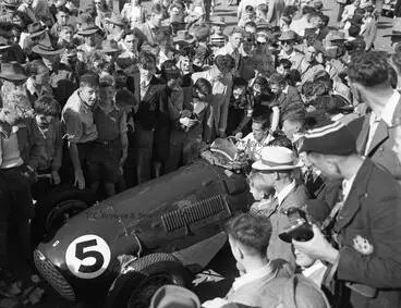 Wigram car races (PB1501/15) Image: Wigram car races (PB1501/15)