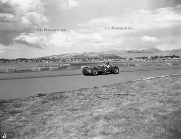 Wigram car races (PB1501/18) Image: Wigram car races (PB1501/18)