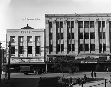 Image: The Majestic Theatre at the cnr Lichfield and M... (PB1913/7)