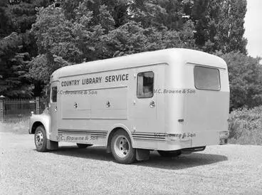 Image: Country Service Library Truck - (Bedford).jpg (PB2016/11)