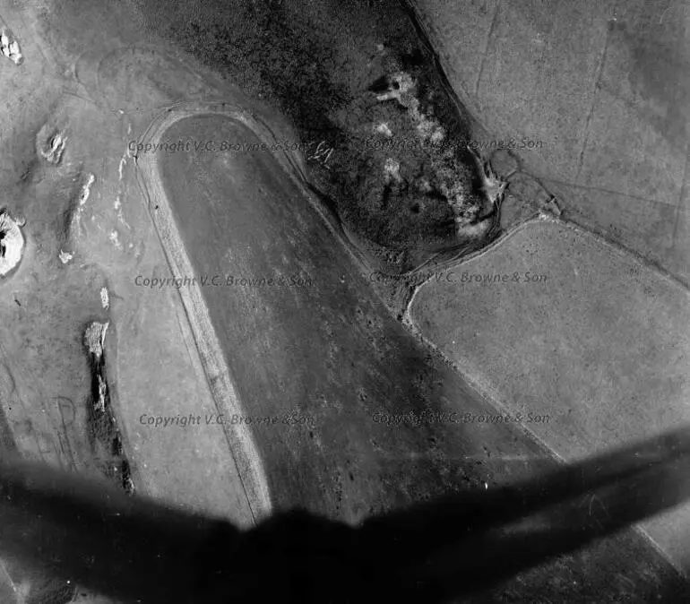 Image: Looking WSW over Moa Swamp centre top, Pyramid ... (PV50-100/72)