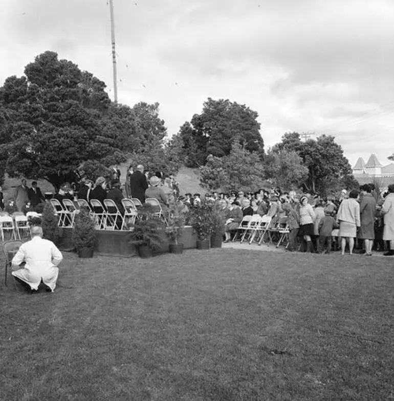 Image: c. Arbor Day, Botanic Garden