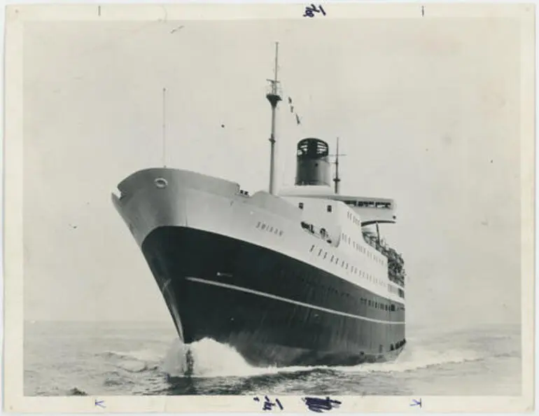 Image: Wahine II