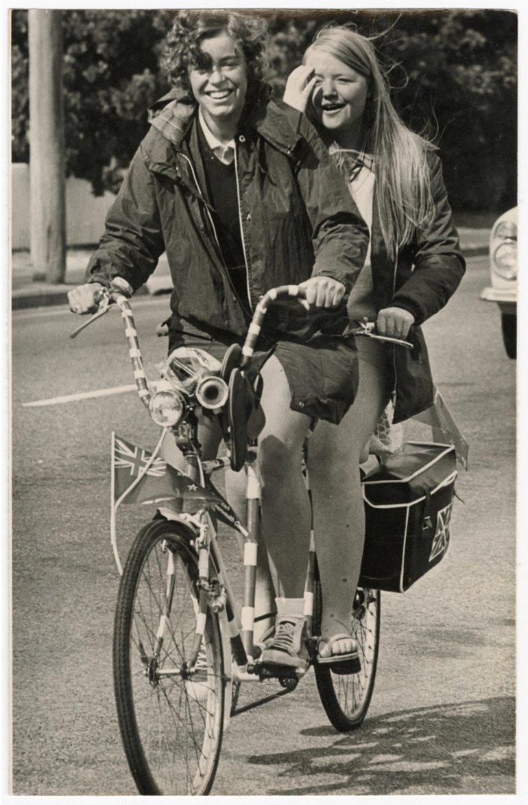 Image: School teachers cycling to QEII Park