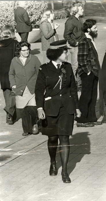 Image: Policewoman in Cathedral Square
